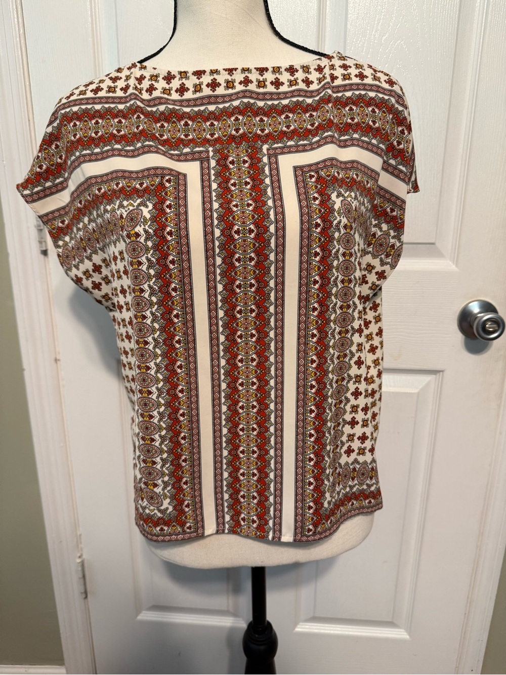 Rachel Roy Printed Short Sleeve Boho Blouse in Cream & Rust